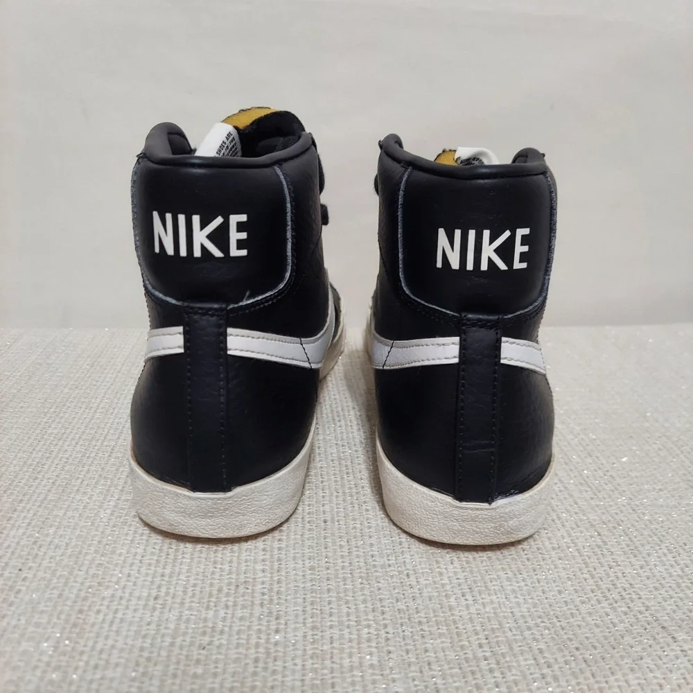 Nike blazer 77